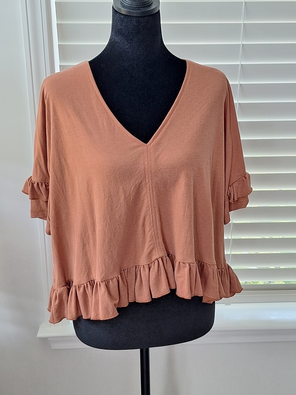 bishop + young Rust Ruffle Hem V-Neck Crop Top